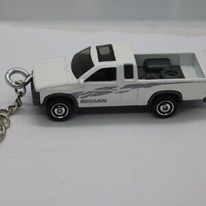 Matchbox 1995 Nissan truck custom keychain 1/64 scale